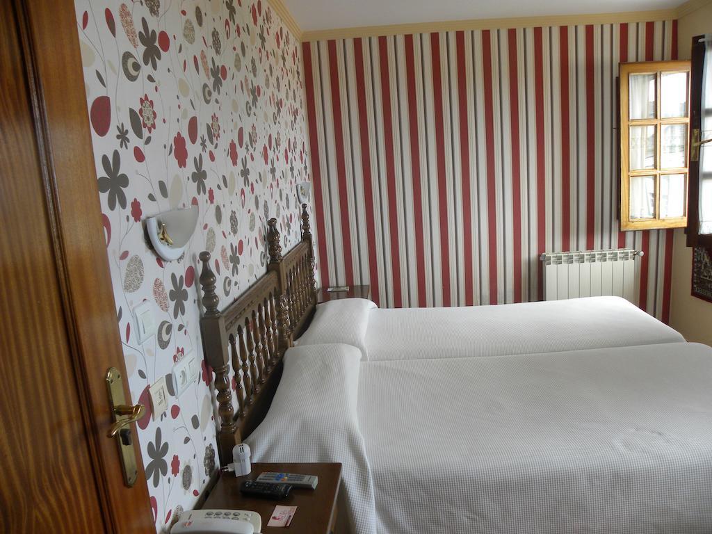 Hotel Restaurante Casa Fernando Ballota 客房 照片